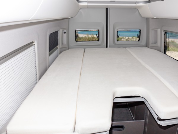 iXTEND® Spannbettlaken für Heckbett im Fahrgastraum VW Grand California 680, 3-teilig, Single-Jersey