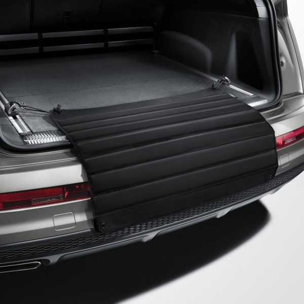 Ladekantenschutzmatte zur Befestigung an den Ladehaken des Kofferraums | 8X0061190 Audi